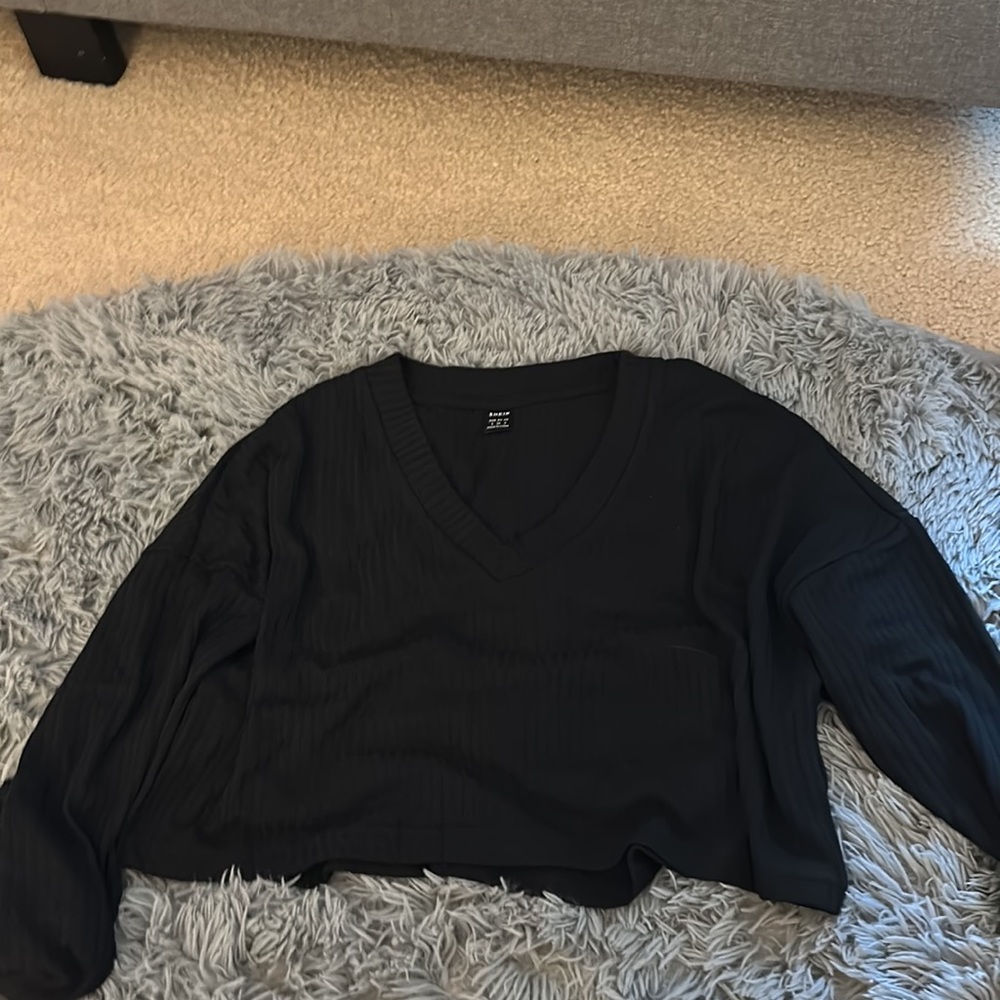 Sweaters - Picture 2 of 2